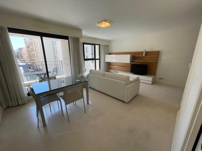 Residence Carlton Riviera Канны Экстерьер фото